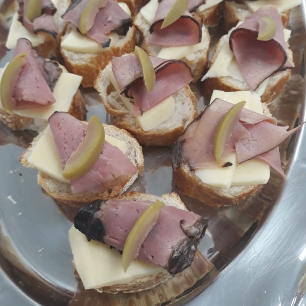 canapés,servicio de canapés, canapés dulces, canapés salados, canapés para eventos